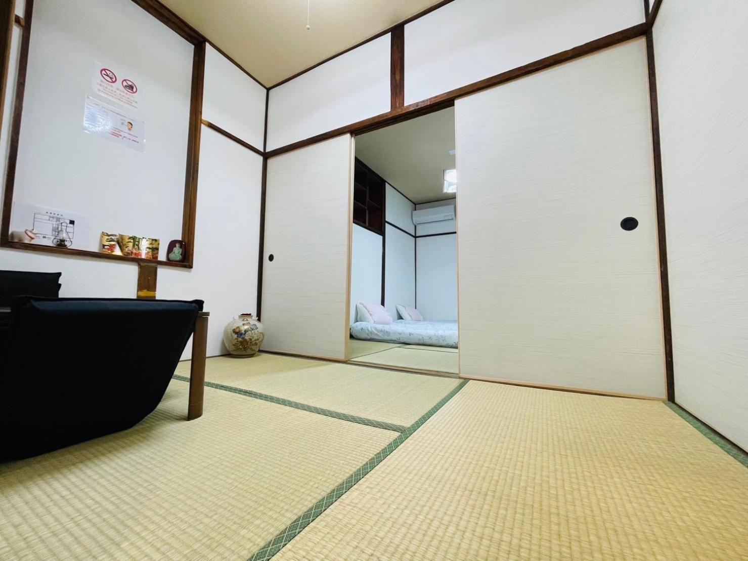 難波心斎橋10Minutes民宿2号室 Osaka Exteriör bild