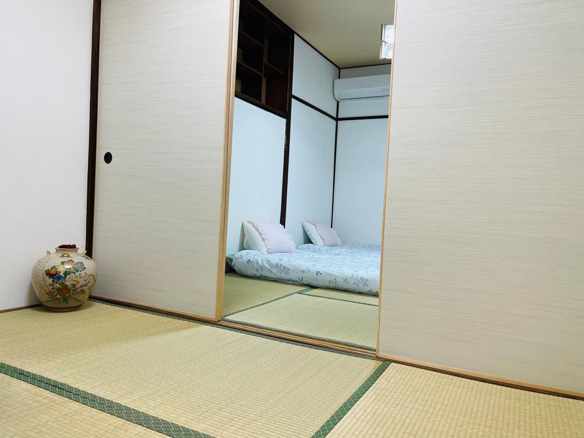 難波心斎橋10Minutes民宿2号室 Osaka Exteriör bild