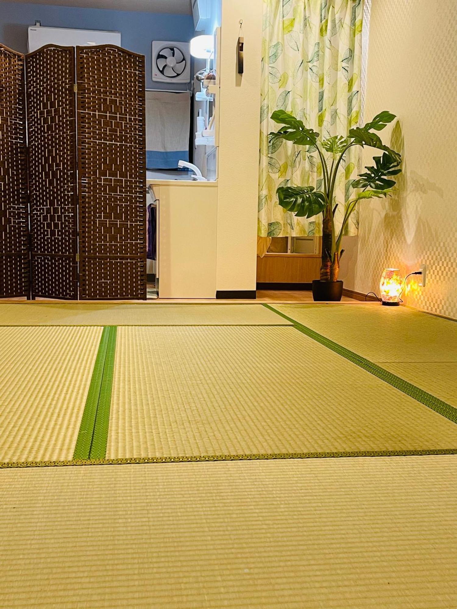 難波心斎橋10Minutes民宿2号室 Osaka Exteriör bild
